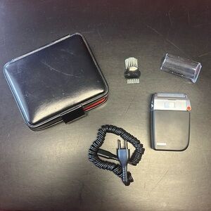 Vintage Schick Flexamatic Electric Razor with Accessories! Working Condition!